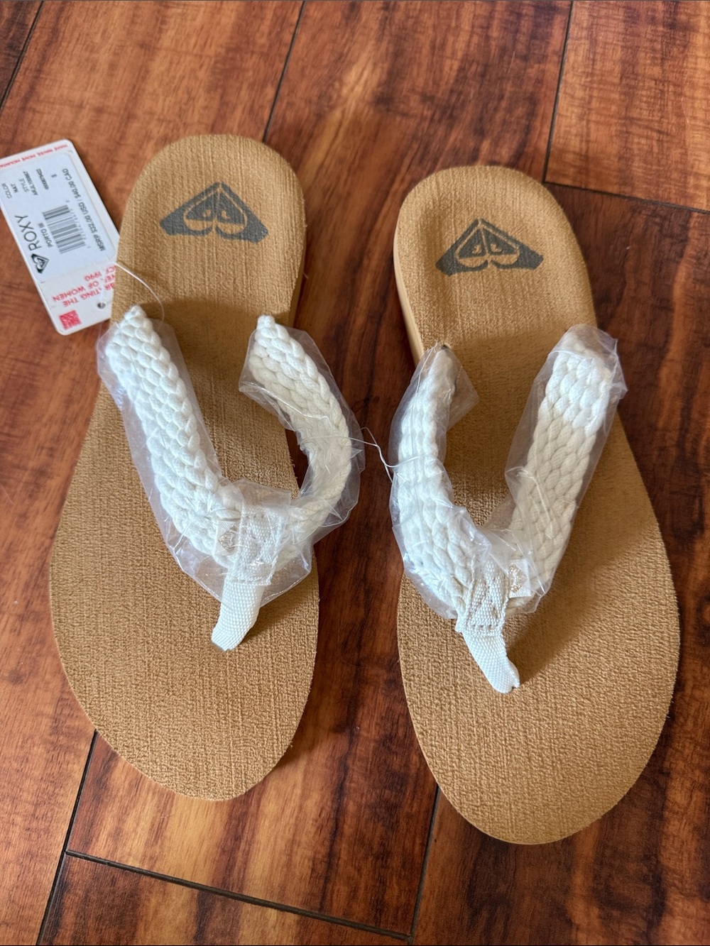 New Roxy size 8 - Picture 4 of 4